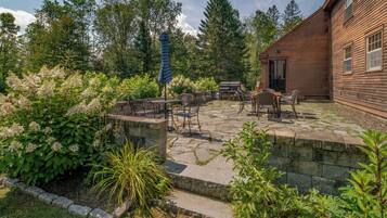 House (6 Bedrooms) | Interior