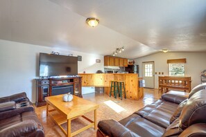 House (2 Bedrooms) | Interior - Charming Santa Rosa Home w/ Mountain Views & Porch (Santa Rosa)