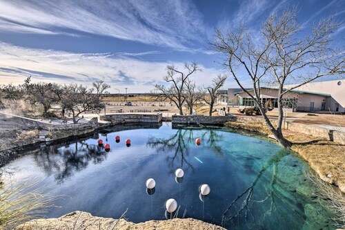 Charming Santa Rosa Home w/ Mountain Views & Porch