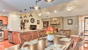 Cottage (2 Bedrooms) | Interior
