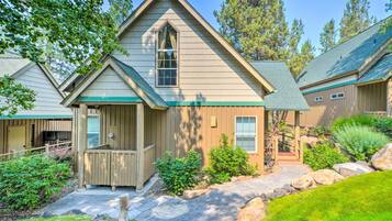 Cottage (3 Bedrooms) | Interior