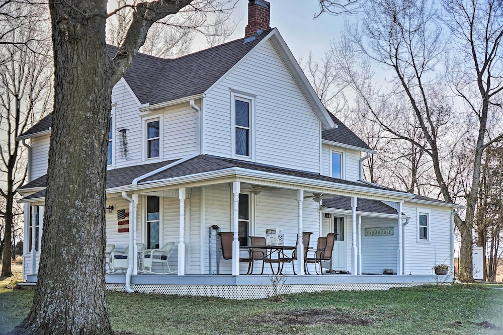 Lawrence Area Vacation Rental 15 Mi to Topeka!