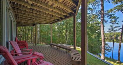 Dock & Kayaks: Lakefront Hot Springs Home