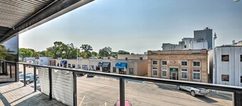 Lake Norden Apartment w/ Spacious Balcony!