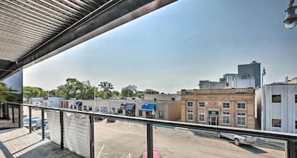 Lake Norden Apartment w/ Spacious Balcony!