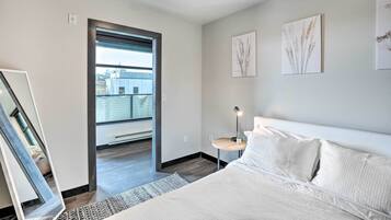 1 bedroom, bed sheets