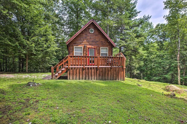 Exterior - Off-the-grid Cabin Living in Red River Gorge! (Campton)