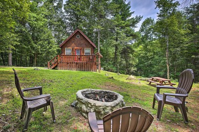 Off-the-grid Cabin Living in Red River Gorge!
