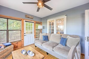 House (2 Bedrooms) | Interior - Lake-view Home w/ Deck + Gas Grill in Bernice! (Afton)