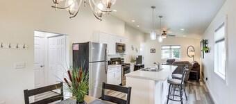 Newly Built Rapid City Retreat ~ 1 Mi to Dtwn