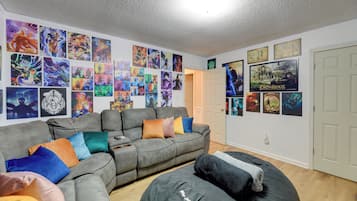 House (2 Bedrooms) | Bahagian dalam