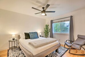 2 bedrooms, bed sheets - Pet-friendly Bend Home w/ Hot Tub & Patio! (Bend)