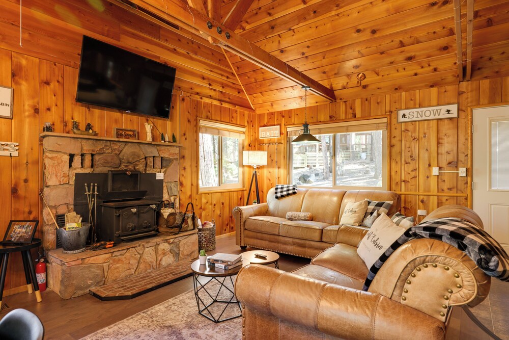 3 Mi To Big Trees State Park: Cabin W/ Scenic Deck - Californie