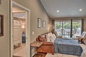 Apartment (1 Bedroom) | Interior - Pinehurst Gem on Golf Course & Putting Green! (Pinehurst)