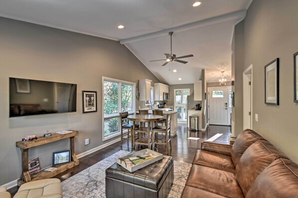 Apartment (1 Bedroom) | Interior - Pinehurst Gem on Golf Course & Putting Green! (Pinehurst)