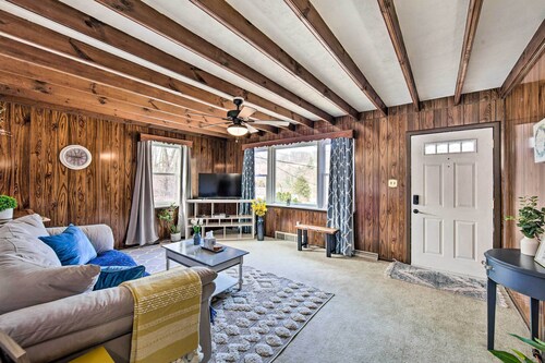 Pet-friendly Mohnton House Near Golf Course!