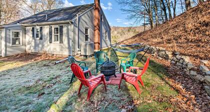 Pet-friendly Mohnton House Near Golf Course!