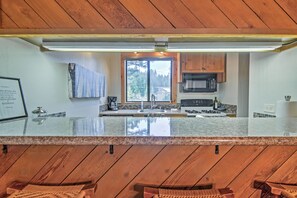 Apartment (2 Bedrooms) | Interior - Northstar Resort Shuttle Access: Truckee Condo (Truckee)