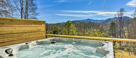 House (2 Bedrooms) | Front of property