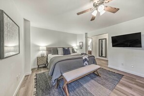 Interior - Central Ruidoso Retreat w/ Deck & Game Room! (Ruidoso)
