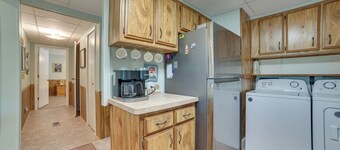 Rose City Cabin w/ Fire Pit & Lake Access