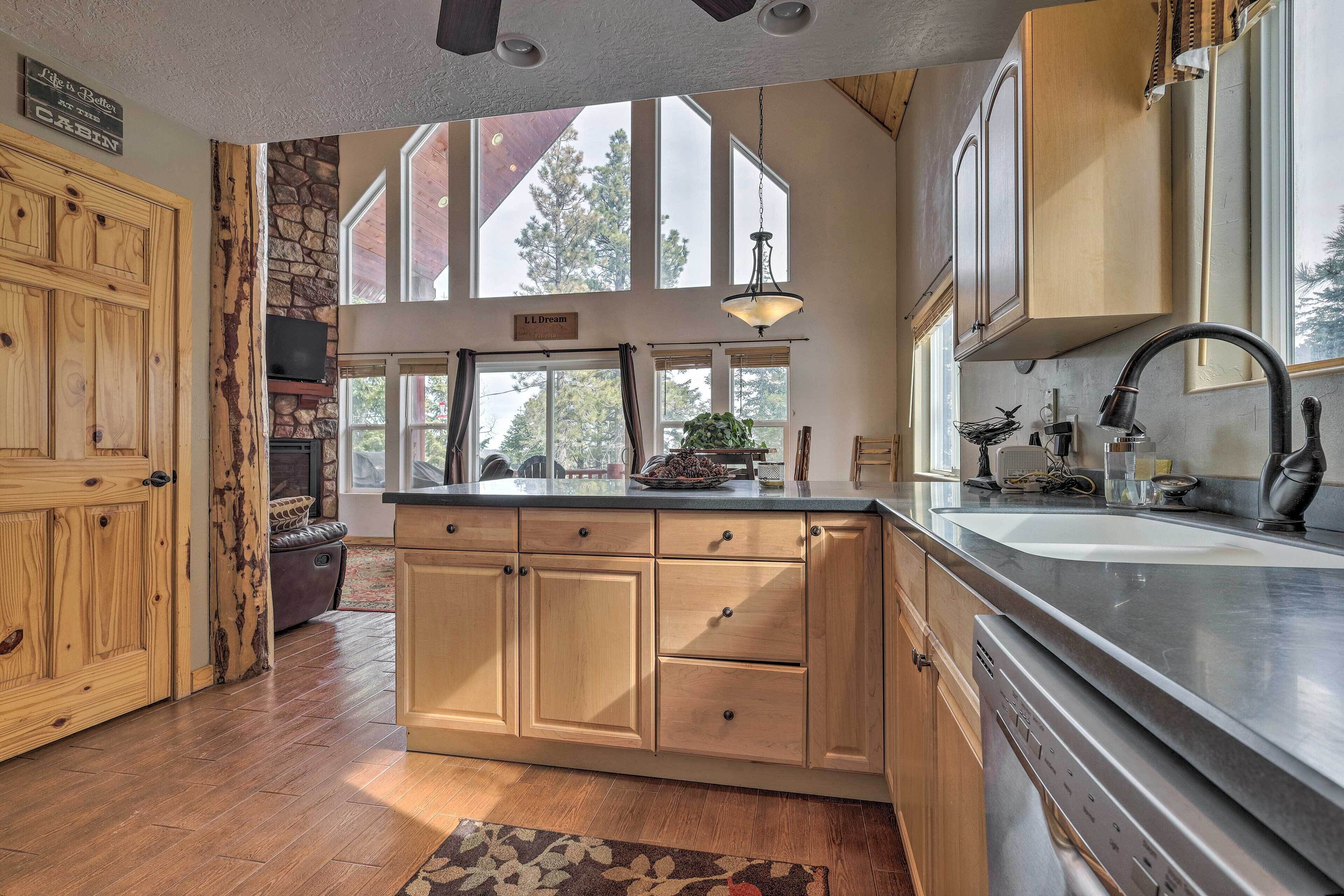 Serene Pet-friendly Cabin w/ Fire Pit & Loft!