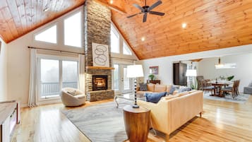 Rumah (4 Bedrooms) | Bagian depan properti