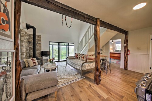 Rural Texas Escape on 10 Acres w/ Deck & Sunroom!