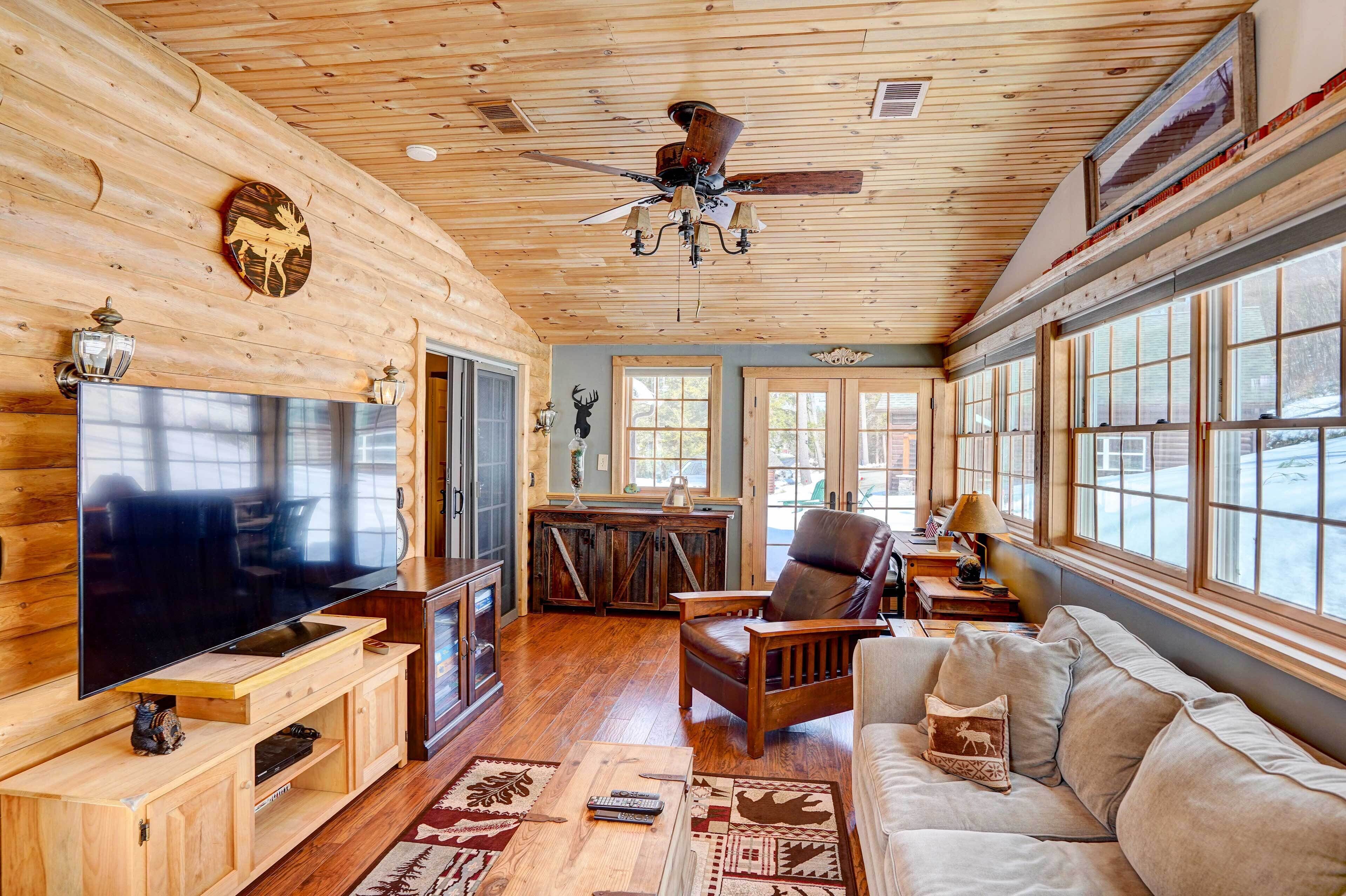 Riverfront Log Cabin on the Hudson w/ Private Dock