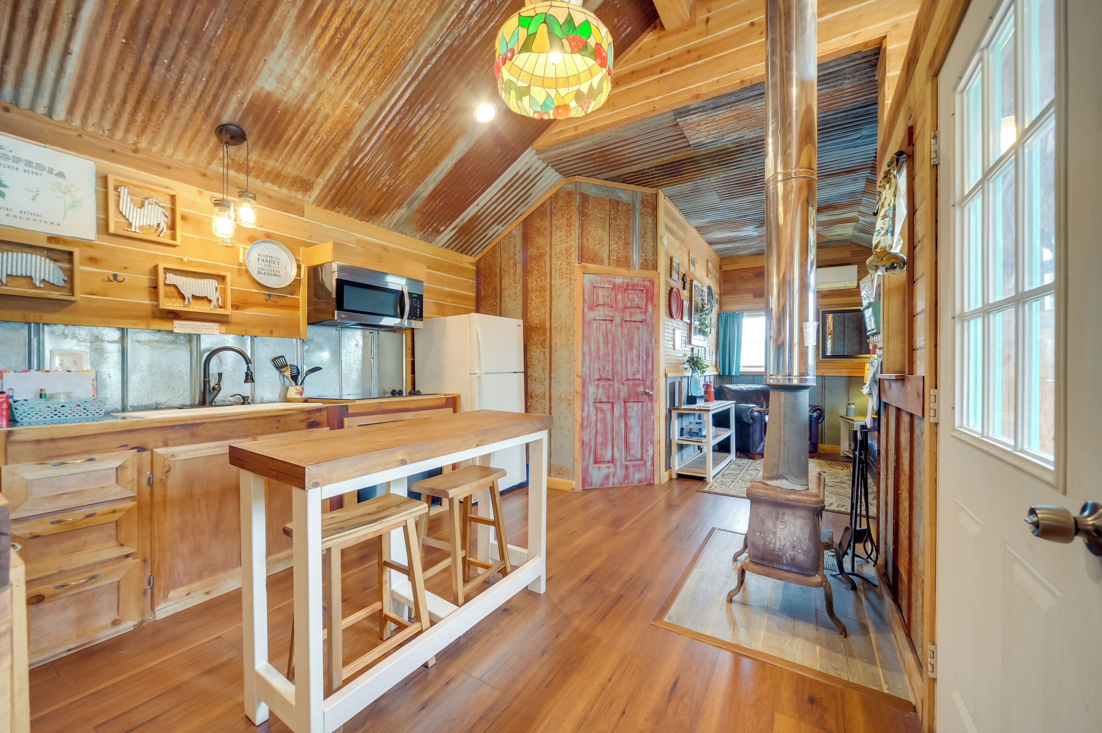 Pet-friendly Kerrville Vacation Rental Farmhouse