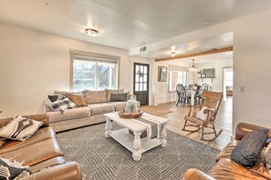 House (5 Bedrooms) | Interior - Grand Porch & Peaceful Setting! Luna Farmhouse (Luna)