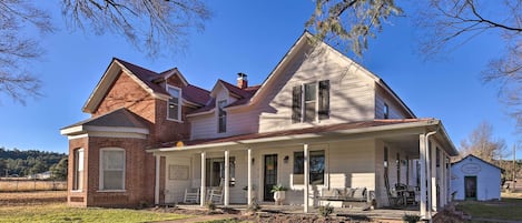 House (5 Bedrooms) | Front of property