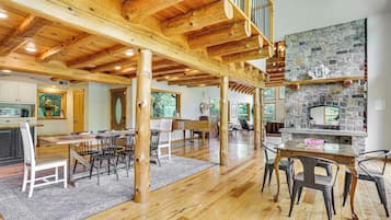 Rumah (2 Bedrooms) | Interior