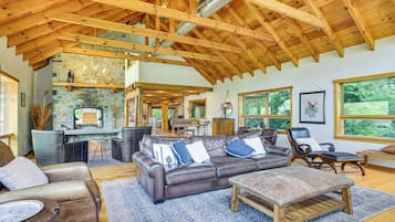 Rumah (2 Bedrooms) | Interior