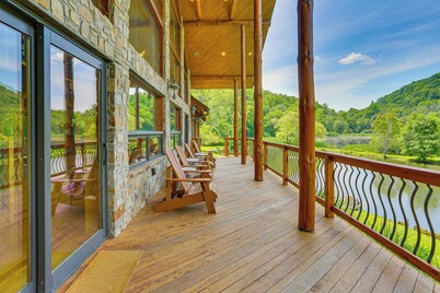 Secluded Cabin w/ Boats < 6 Mi to Jenny Jump!