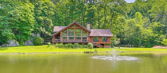 Secluded Cabin w/ Boats < 6 Mi to Jenny Jump!
