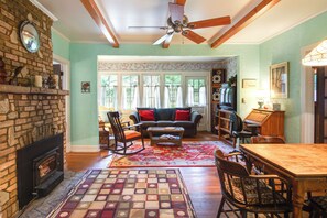 Cottage (4 Bedrooms) | Interior - Harbert Cottage w/ Fire Pit: Half Mile to Beach! (Harbert)
