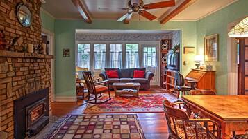 平房 (4 Bedrooms) | 住宿內部