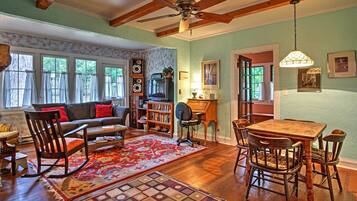 Cottage (4 Bedrooms) | Interior