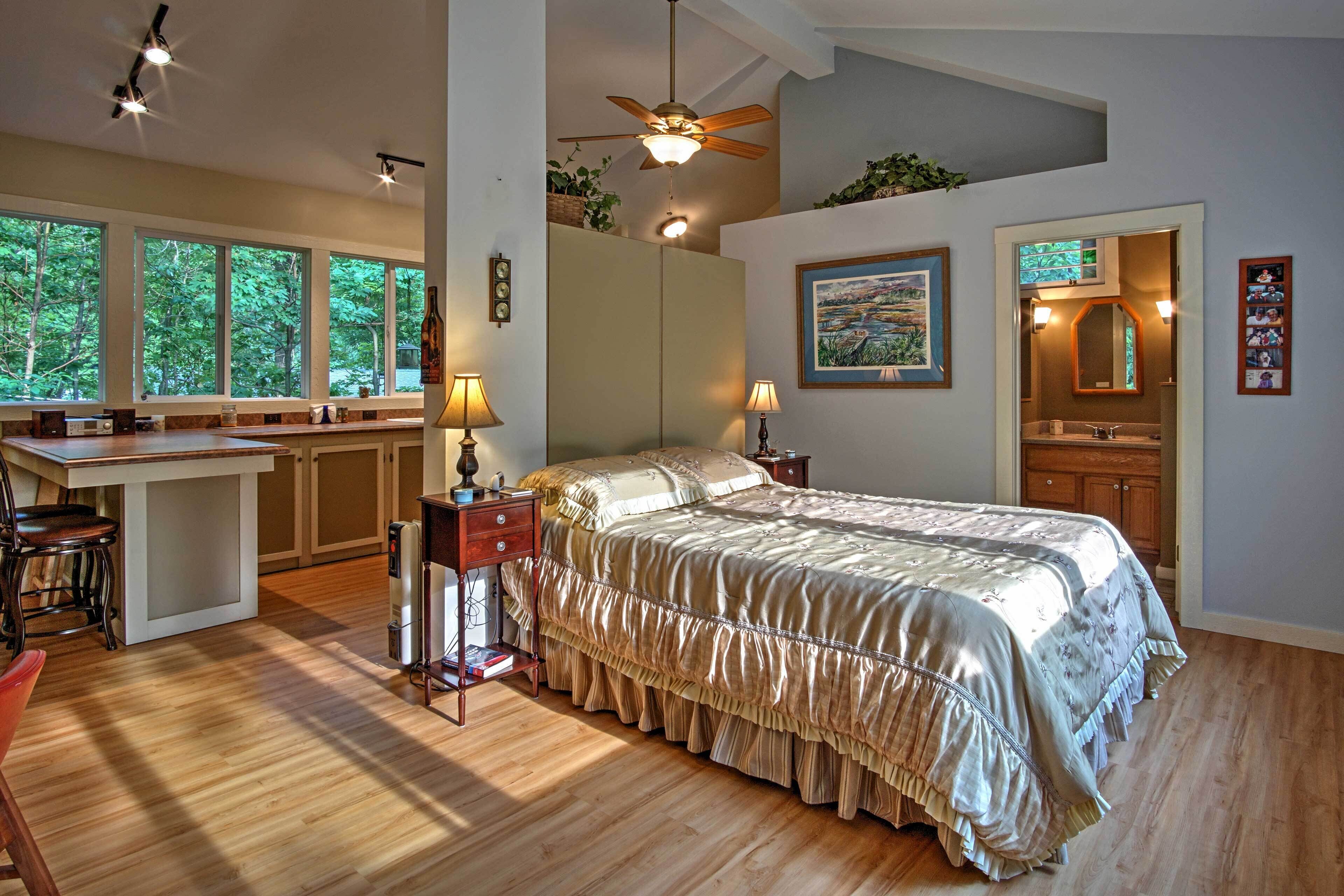 المنشأة من الداخل