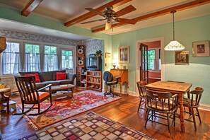 Cottage (4 Bedrooms) | Interior - Harbert Cottage w/ Fire Pit: Half Mile to Beach! (Harbert)