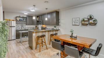 Rumah (6 Bedrooms) | Interior