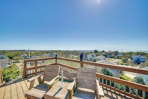 House (4 Bedrooms) | Front of property - Spacious Kill Devil Hills Getaway w/ 3 Decks! (Kill Devil Hills)
