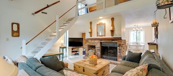 Dover Condo w/ Grill & Balcony: 3 Mi to Mt Snow!