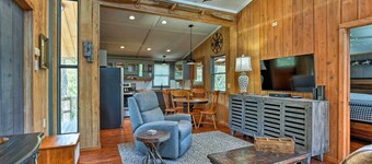 Outer Banks Island Cottage - 1 Mi to Frisco Beach!