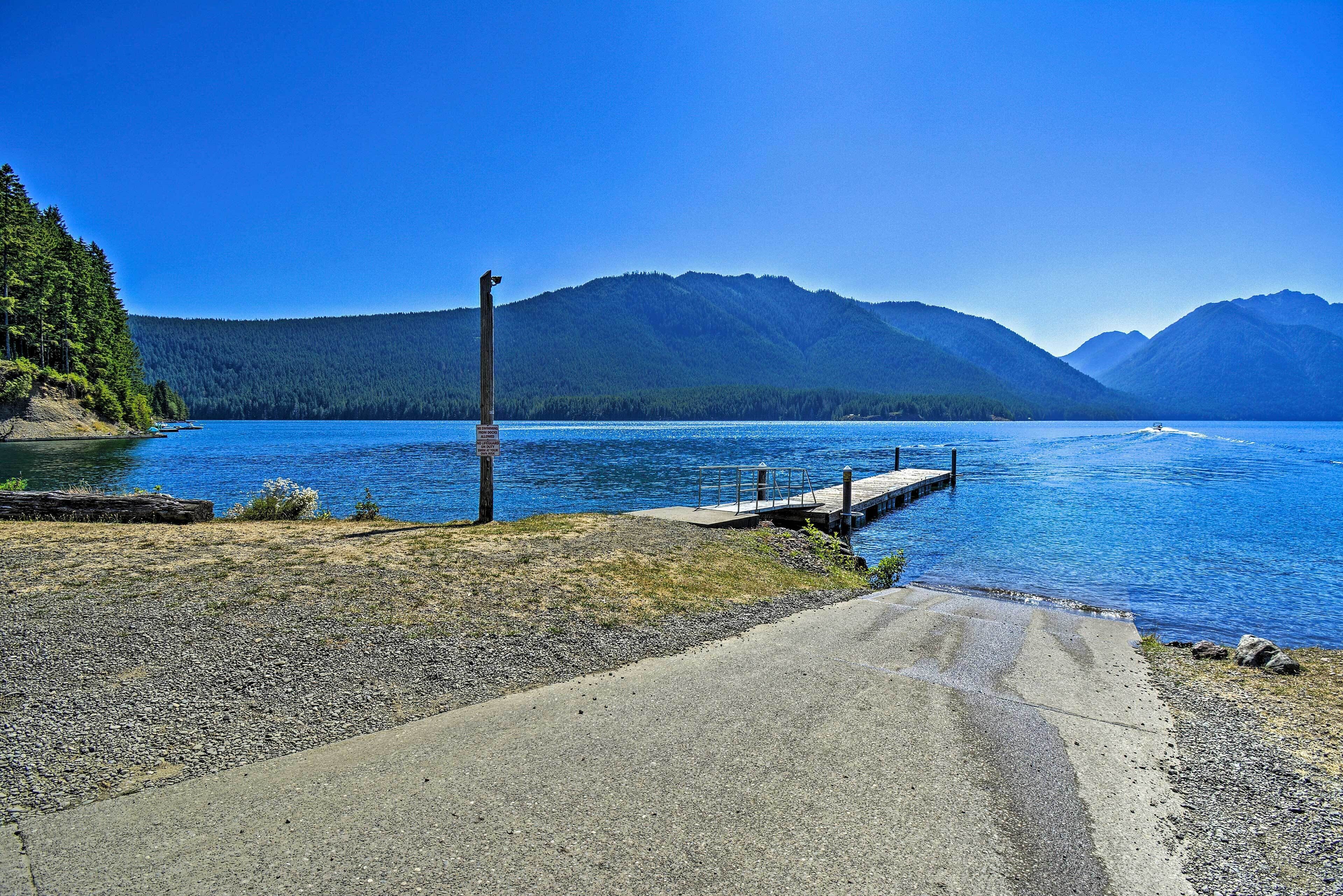 Quaint Lake Cushman Cottage w/ Private Access!