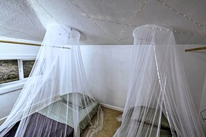 Cottage (3 Bedrooms) | Interior - Quaint Lake Cushman Cottage w/ Private Access! (Hoodsport)