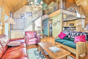 House (5 Bedrooms) | Interior