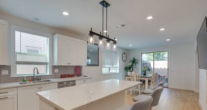 Pet-friendly Paramount Home, 16 Mi to Los Angeles!