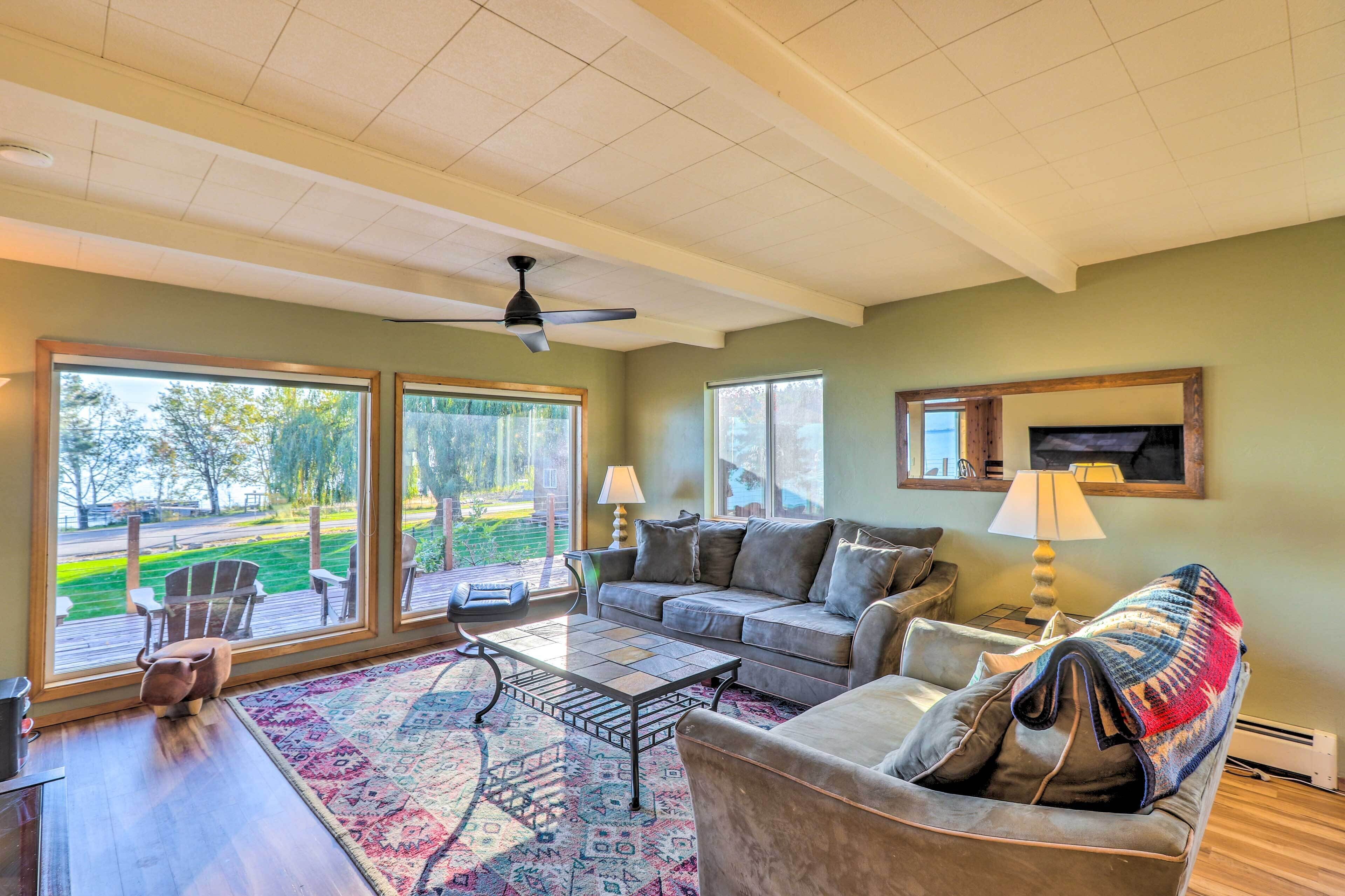 House (5 Bedrooms) | Interior